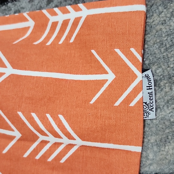 ACCENT HOME ORANGE ARROW PRINT PILLOWCASE COVER - Picture 5 of 8
